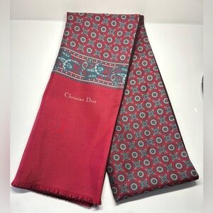 CHRISTIAN DIOR 138x27cm Burgundy Wool 100% / Silk 100% scarf